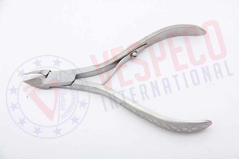 Nail & Cuticle Nippers